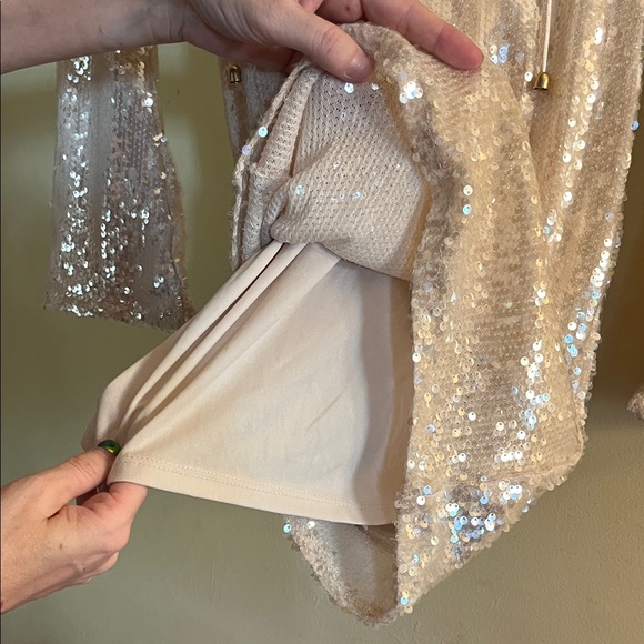 Wild Fable bell sleeve fully lined Cream Sequin Long Sleeve Dress - Picture 4 of 5